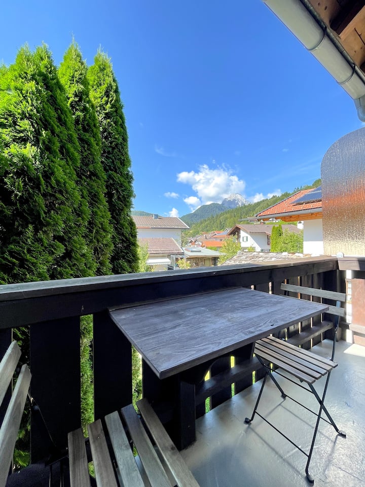 0c0b699a-6947-4390-bc61-4389bcc113e2