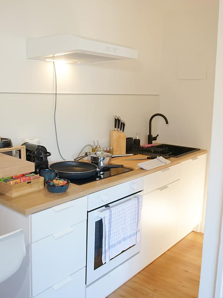 ef3025dc-0f19-4c97-b5f6-0a0721eeb754